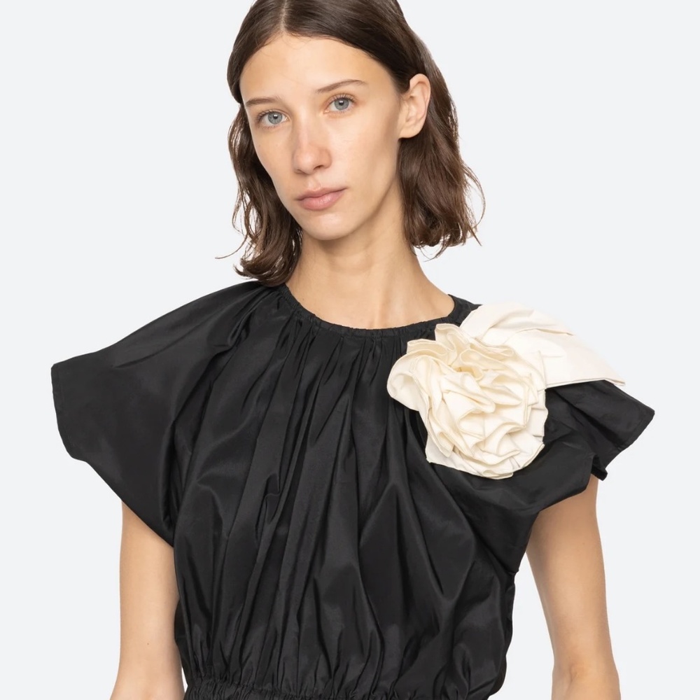 Sea NY Laurie Solid Flutter Sleeve Top - Picture 4 of 6